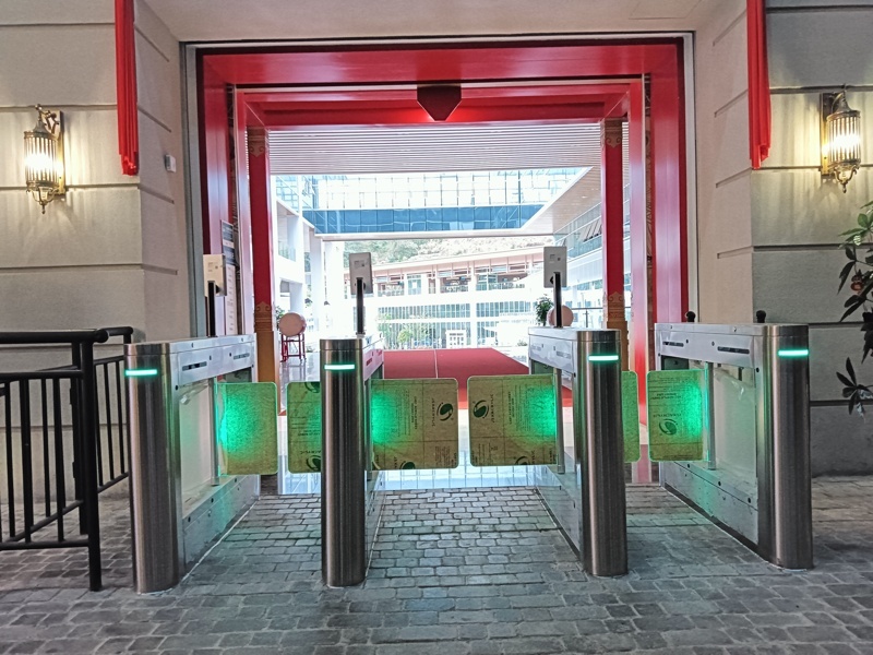 炎炎夏日，易景通景区售检票系统护航游客畅游