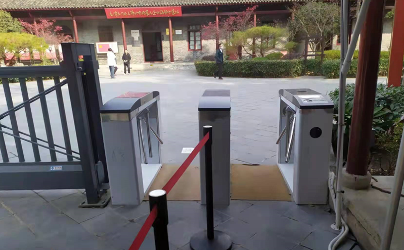 小程序+自助购票，景点自助门票系统推动数字化票务管理更上一层楼