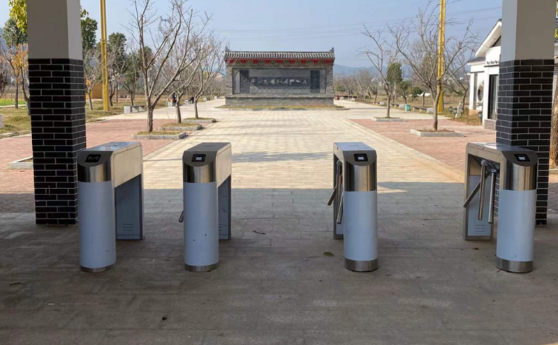 在线售票系统：灵活配置，适应景区多变票务策略