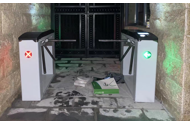 窗口式售检票系统: 为景区工作人员提供便捷工具