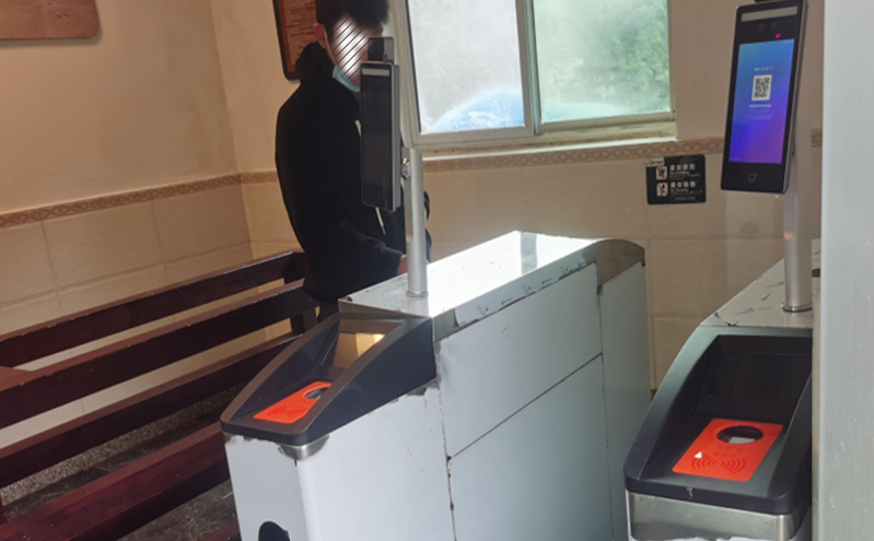 电子二维码门票系统升级体验，易景通助力景区智慧转型