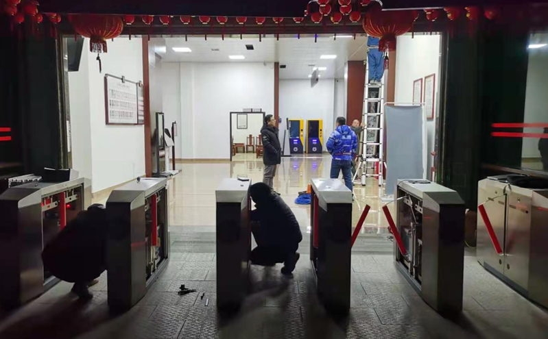 智能售票系统不是“花架子”：它到底帮景区省了多少人？